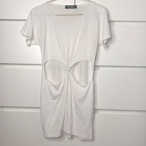 Cut-out Tee